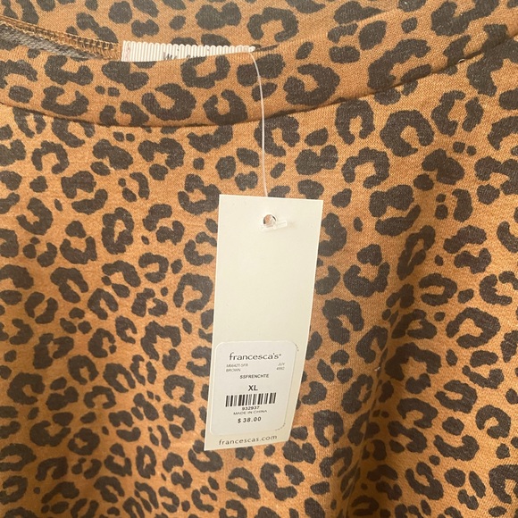 NWT Cheetah Print Top - Picture 3 of 3